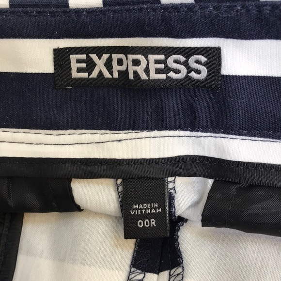 Express Double Button Front Pants-Size 00R - Picture 5 of 6